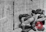 Standbild Wand Gebühren United States USA, 1944, aus Sekunde 8 historischem Filmmaterial Videoclip 65675058850