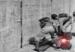 Standbild Wand Gebühren United States USA, 1944, aus Sekunde 9 historischem Filmmaterial Videoclip 65675058850