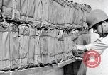 Standbild Wand Gebühren United States USA, 1944, aus Sekunde 33 historischem Filmmaterial Videoclip 65675058850