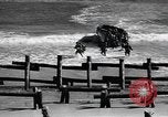 Image Hagensen pack charges de démolition Florida United States USA, 1945, de la seconde 22 séquences d'archives historiques vidéo 65675058859