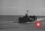 Image flottant bouteur du réservoir Florida United States USA, 1945, de la seconde 11 séquences d'archives historiques vidéo 65675058860