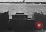 Image flottant bouteur du réservoir Florida United States USA, 1945, de la seconde 23 séquences d'archives historiques vidéo 65675058860