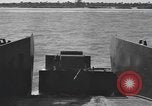 Image flottant bouteur du réservoir Florida United States USA, 1945, de la seconde 27 séquences d'archives historiques vidéo 65675058860