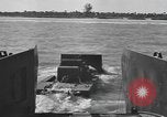 Image flottant bouteur du réservoir Florida United States USA, 1945, de la seconde 31 séquences d'archives historiques vidéo 65675058860