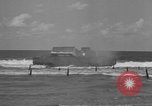 Image flottant bouteur du réservoir Florida United States USA, 1945, de la seconde 45 séquences d'archives historiques vidéo 65675058860
