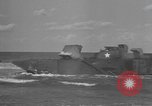 Image flottant bouteur du réservoir Florida United States USA, 1945, de la seconde 59 séquences d'archives historiques vidéo 65675058860
