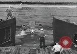 Image débarquement suivi du véhicule Florida United States USA, 1945, de la seconde 14 séquences d'archives historiques vidéo 65675058861
