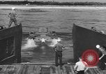 Image débarquement suivi du véhicule Florida United States USA, 1945, de la seconde 15 séquences d'archives historiques vidéo 65675058861