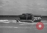 Image débarquement suivi du véhicule Florida United States USA, 1945, de la seconde 50 séquences d'archives historiques vidéo 65675058861