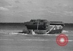 Image débarquement suivi du véhicule Florida United States USA, 1945, de la seconde 55 séquences d'archives historiques vidéo 65675058861