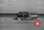 Image débarquement suivi du véhicule Florida United States USA, 1945, de la seconde 57 séquences d'archives historiques vidéo 65675058861
