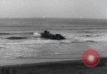 Standbild Sherman Tank Devon England, 1943, aus Sekunde 15 historischem Filmmaterial Videoclip 65675058869