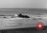 Standbild Sherman Tank Devon England, 1943, aus Sekunde 16 historischem Filmmaterial Videoclip 65675058869