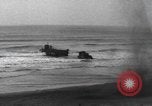 Standbild Sherman Tank Devon England, 1943, aus Sekunde 23 historischem Filmmaterial Videoclip 65675058869