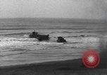 Standbild Sherman Tank Devon England, 1943, aus Sekunde 24 historischem Filmmaterial Videoclip 65675058869