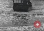 Standbild Sherman Tank Devon England, 1943, aus Sekunde 52 historischem Filmmaterial Videoclip 65675058869