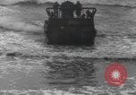 Standbild Sherman Tank Devon England, 1943, aus Sekunde 55 historischem Filmmaterial Videoclip 65675058869