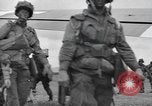 Image 502e Régiment d'infanterie de parachutistes la 101e Division aéroportée l'Angleterre, 1944, de la seconde 26 séquences d'archives historiques vidéo 65675058878