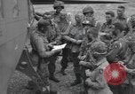 Image 502e Régiment d'infanterie de parachutistes la 101e Division aéroportée l'Angleterre, 1944, de la seconde 54 séquences d'archives historiques vidéo 65675058878