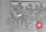 Image 502e Régiment d'infanterie de parachutistes la 101e Division aéroportée l'Angleterre, 1944, de la seconde 59 séquences d'archives historiques vidéo 65675058878
