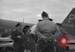 Immagine di US paracadutisti del 502nd PIR 101st Airborne Division Regno Unito, 1944, secondo 56 filmato di repertorio 65675058880