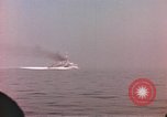 Image des péniches de débarquement de l'infanterie Normandie France, 1944, de la seconde 17 séquences d'archives historiques vidéo 65675058882