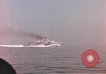 Image des péniches de débarquement de l'infanterie Normandie France, 1944, de la seconde 27 séquences d'archives historiques vidéo 65675058882
