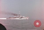 Image des péniches de débarquement de l'infanterie Normandie France, 1944, de la seconde 31 séquences d'archives historiques vidéo 65675058882