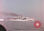 Image des péniches de débarquement de l'infanterie Normandie France, 1944, de la seconde 34 séquences d'archives historiques vidéo 65675058882