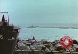 Image des péniches de débarquement de l'infanterie Normandie France, 1944, de la seconde 15 séquences d'archives historiques vidéo 65675058883