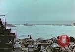 Image des péniches de débarquement de l'infanterie Normandie France, 1944, de la seconde 18 séquences d'archives historiques vidéo 65675058883