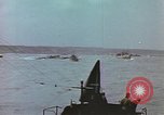 Image des péniches de débarquement de l'infanterie Normandie France, 1944, de la seconde 30 séquences d'archives historiques vidéo 65675058883