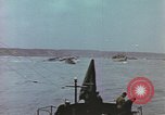 Image des péniches de débarquement de l'infanterie Normandie France, 1944, de la seconde 31 séquences d'archives historiques vidéo 65675058883