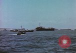 Image des péniches de débarquement de l'infanterie Normandie France, 1944, de la seconde 53 séquences d'archives historiques vidéo 65675058883