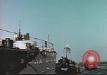 Image des péniches de débarquement de l'infanterie 'Océan Atlantique, 1944, de la seconde 43 séquences d'archives historiques vidéo 65675058884