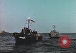 Image des péniches de débarquement de l'infanterie 'Océan Atlantique, 1944, de la seconde 47 séquences d'archives historiques vidéo 65675058884