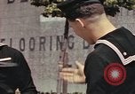 Image des soldats américains Conseil de péniches de débarquement au port anglais l'Angleterre, 1944, de la seconde 10 séquences d'archives historiques vidéo 65675058887