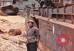 Standbild Army Sergeant Normandie Frankreich, 1944, aus Sekunde 13 historischem Filmmaterial Videoclip 65675058893
