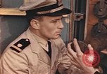 Immagine di Le guardie costiere officer Normandia Francia, 1944, secondo 6 filmato di repertorio 65675058895