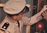 Immagine di Le guardie costiere officer Normandia Francia, 1944, secondo 11 filmato di repertorio 65675058895
