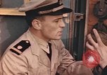 Immagine di Le guardie costiere officer Normandia Francia, 1944, secondo 21 filmato di repertorio 65675058895