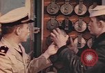 Immagine di Le guardie costiere officer Normandia Francia, 1944, secondo 32 filmato di repertorio 65675058895