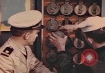 Immagine di Le guardie costiere officer Normandia Francia, 1944, secondo 36 filmato di repertorio 65675058895