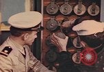 Immagine di Le guardie costiere officer Normandia Francia, 1944, secondo 37 filmato di repertorio 65675058895