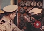 Immagine di Le guardie costiere officer Normandia Francia, 1944, secondo 38 filmato di repertorio 65675058895