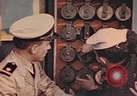 Immagine di Le guardie costiere officer Normandia Francia, 1944, secondo 40 filmato di repertorio 65675058895