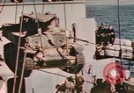 Immagine di Formazione anfibio Oceano Pacifico, 1943, secondo 18 filmato di repertorio 65675058901