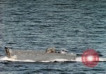 Immagine di Formazione anfibio Oceano Pacifico, 1943, secondo 49 filmato di repertorio 65675058901