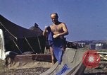 Standbild US Army Biwak in Italien während Zweiten Weltkrieg Maragliana Italien, 1944, aus Sekunde 16 historischem Filmmaterial Videoclip 65675058909
