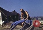 Standbild US Army Biwak in Italien während Zweiten Weltkrieg Maragliana Italien, 1944, aus Sekunde 21 historischem Filmmaterial Videoclip 65675058909
